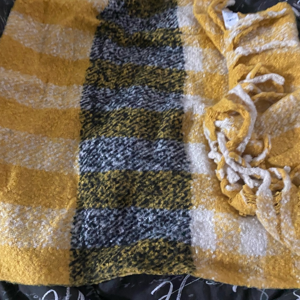 Cozy Yellow and Gray Plaid Scarf